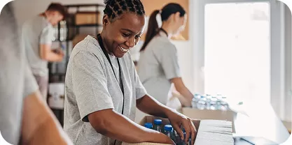 Season of Giving: Give back to your community when you manage your finances.